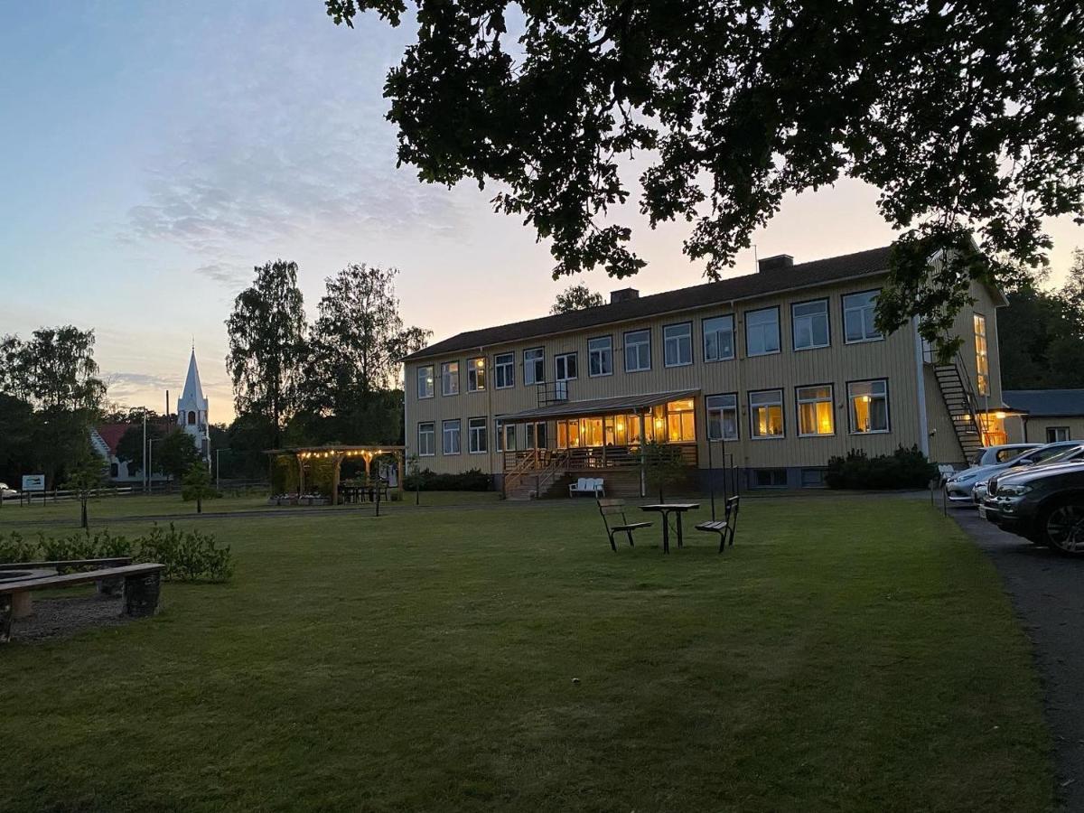 Hostel Kalvs Skolhus Exterior foto
